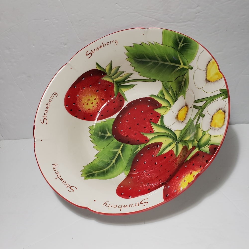 Vintage PIER 1 IMPORTS **Strawberry** Serving Bowl